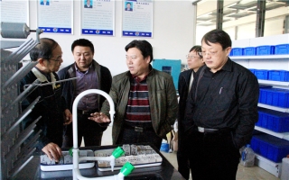 山東大學(xué)機(jī)械工程學(xué)院仇道濱書(shū)記、馮顯英教授蒞臨公司