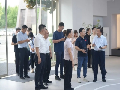 綠色建材產(chǎn)業(yè)鏈融鏈固鏈再發(fā)力！哈工大王代玉教授一行蒞臨天意機械、卓越精工考察調(diào)研